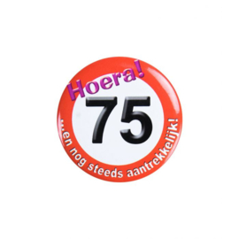 Button ''Hoera 75 jaar'' (Klein)