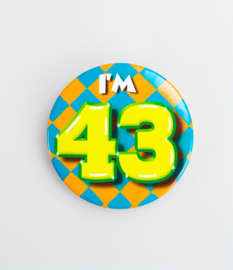 Button ''43 jaar'' (Klein)