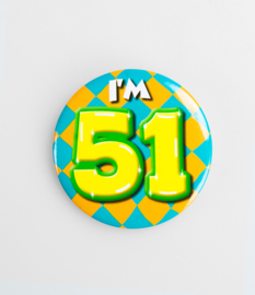 Button ''51 jaar'' (Klein)