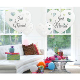 Hangdecoratie ''Harten Just Married'' (5 stuks)