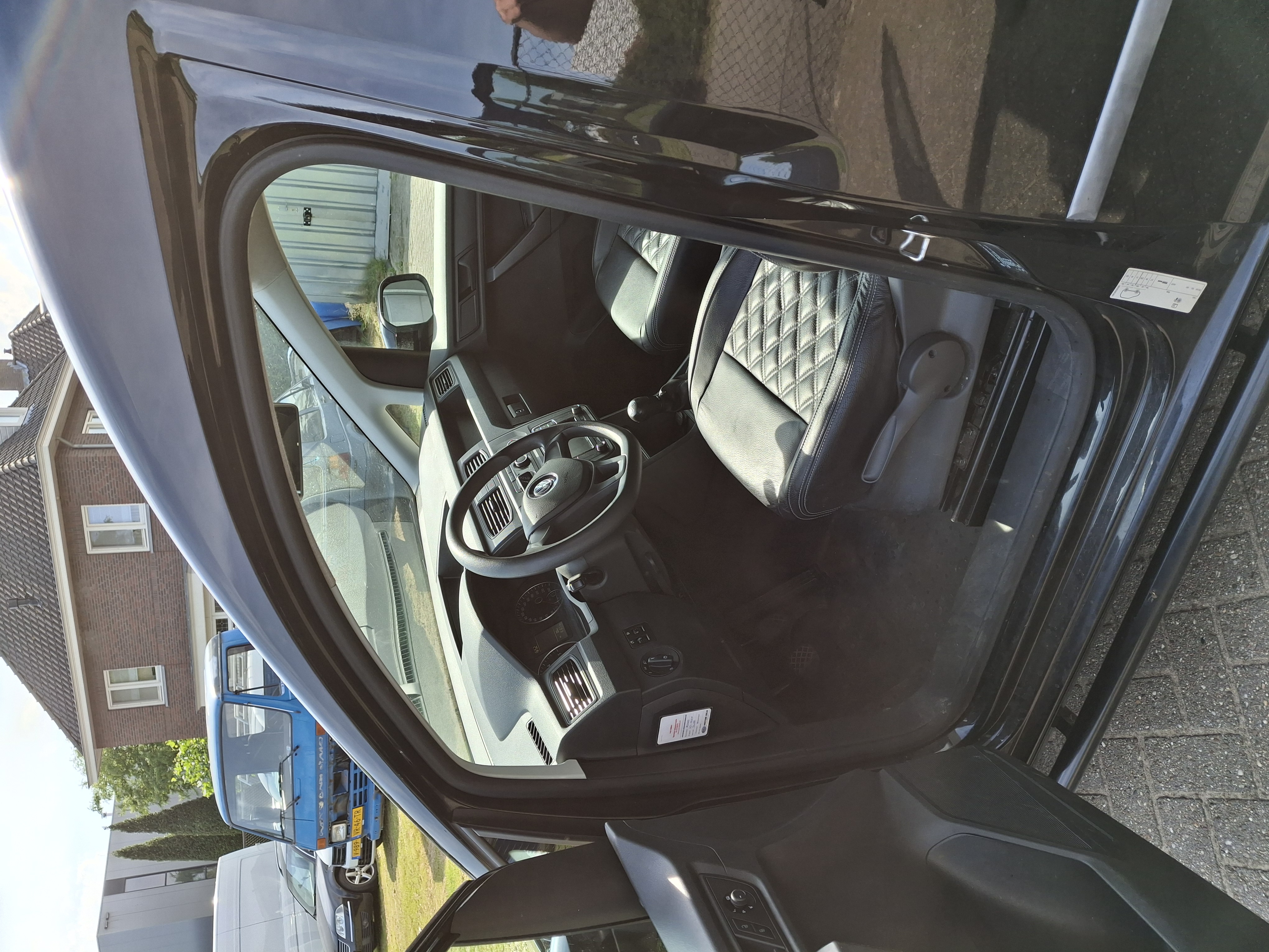 1. VW Caddy 2.0 tdi bj 2017