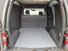 2. VW Caddy 1.6 tdi bj 2014