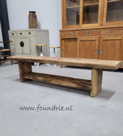 Houten vergrijsde zitbank van oud eikenhout