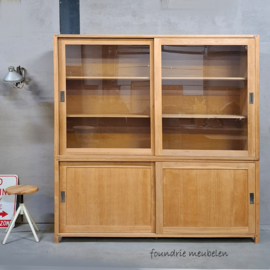 Unieke grote Vintage Schoolkast – Biologie Kast