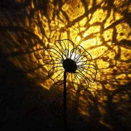 Fleur en métal - Coeur lumineux - Solaire