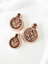 Christmas ball folklore