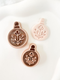 Christmas ball folklore