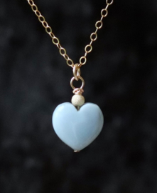 Opaal hart  met 14k gold filled gouden ketting