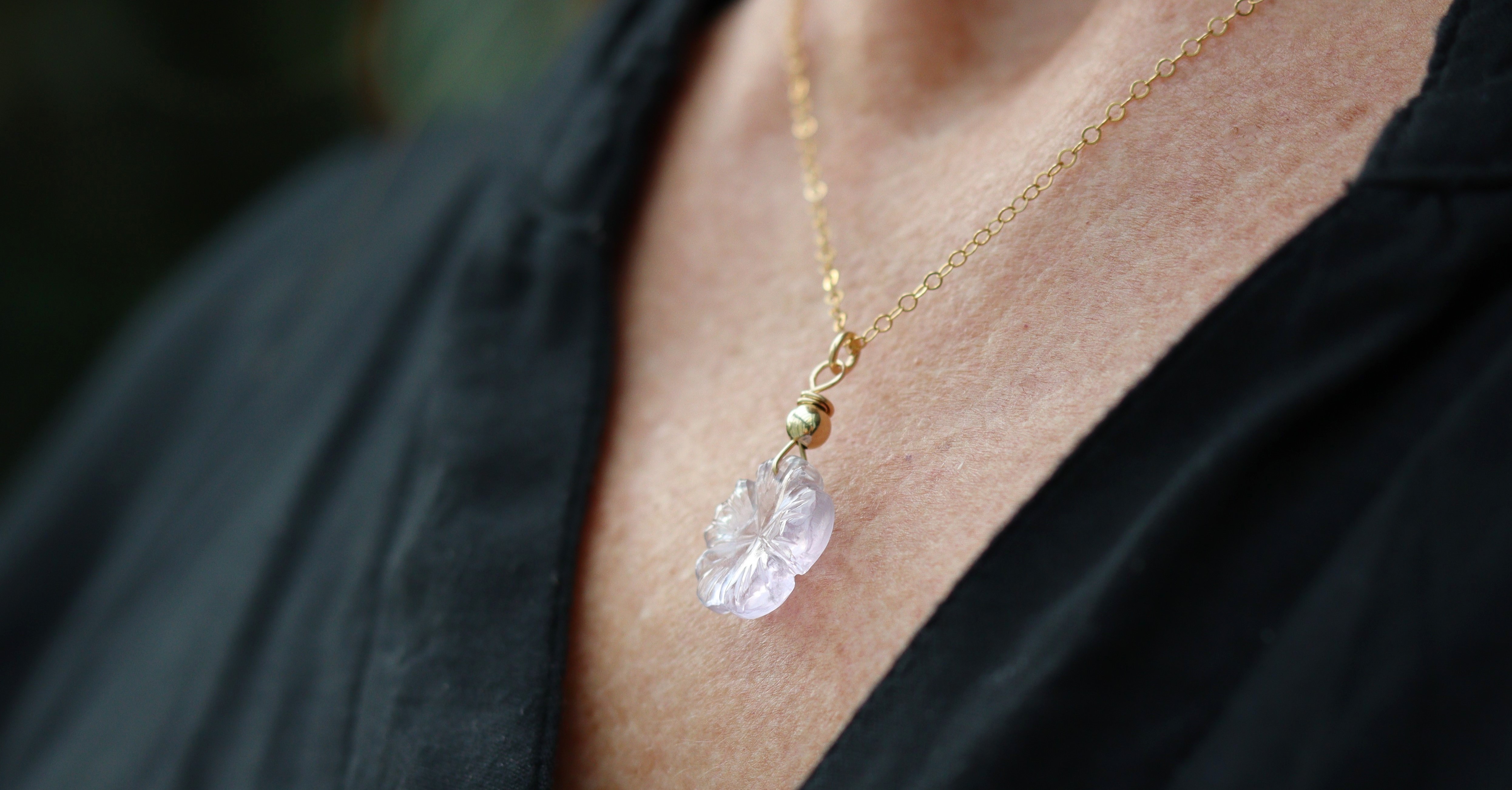 Sierlijke roze bloem amethist  14k gold filled gouden ketting of 925 zilver