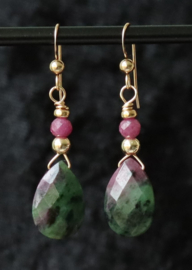 Ruby Zoisiet gold filled 14k gouden oorbellen