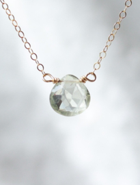 Prasioliet of groene amethist gold filled of 925 zilveren ketting