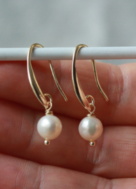 Zoetwaterparel oorbellen gold plated