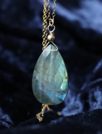 Grote labradoriet aan 14k gold filled gouden of 925 zilveren ketting