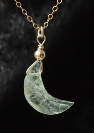 Prasioliet, groene amethist facet geslepen maan hanger 14k gold filled gouden of 925 zilveren ketting