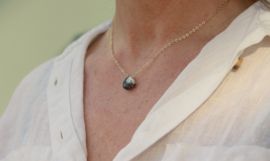 Opaal schelp ketting gold plated