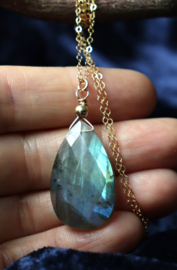 Grote labradoriet aan 14k gold filled gouden of 925 zilveren ketting