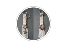 Sleutelhanger macrame creme boedha of hart - UITVERKOOPAANBIEDING!