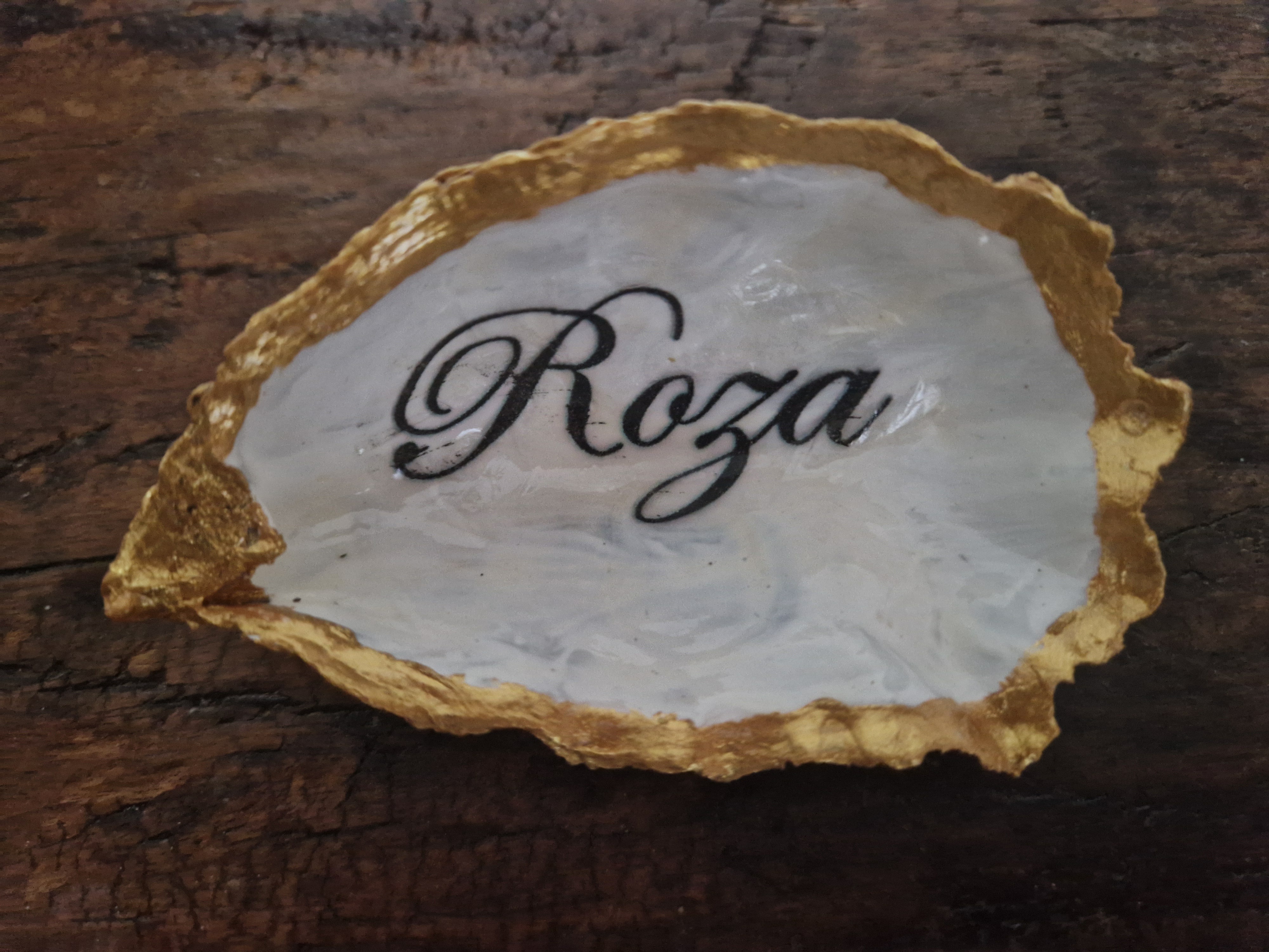 Losse oester met naam Roza
