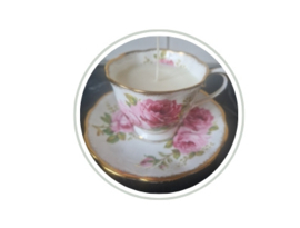 Theekopje bloemen gouden rand met kaars   NIEUW!!!