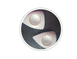 Set in goudkleur gestipte eierdopjes