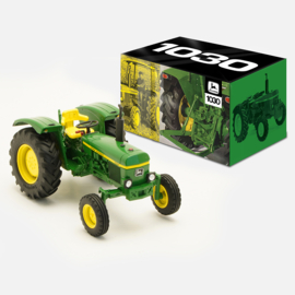 John Deere 1030
