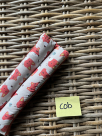 Chin pad foxes | cob
