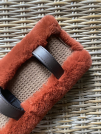 Tuigonderlegger luxury brique fur