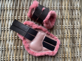 Brushboots budget fur old rose