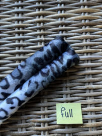 Kinonderlegger velboa grey leopard | full