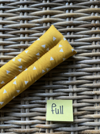 Chin pad mustard triangle | full