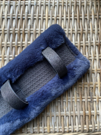 Tuigonderlegger budget donker blauw fur