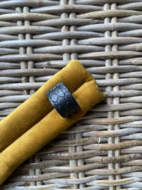 Neusbeen onderlegger velvet mustard