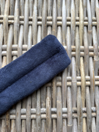 Chin pad matte velvet dark blue