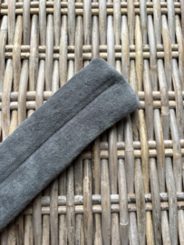 Chin pad matte velvet grey