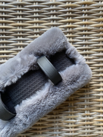 Tuigonderlegger luxury dark grey fur