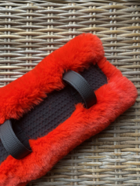 Harnesspad luxury red fur