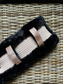 Harnesspad budget fur black | mini