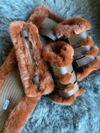 Complete set luxury fur chestnut