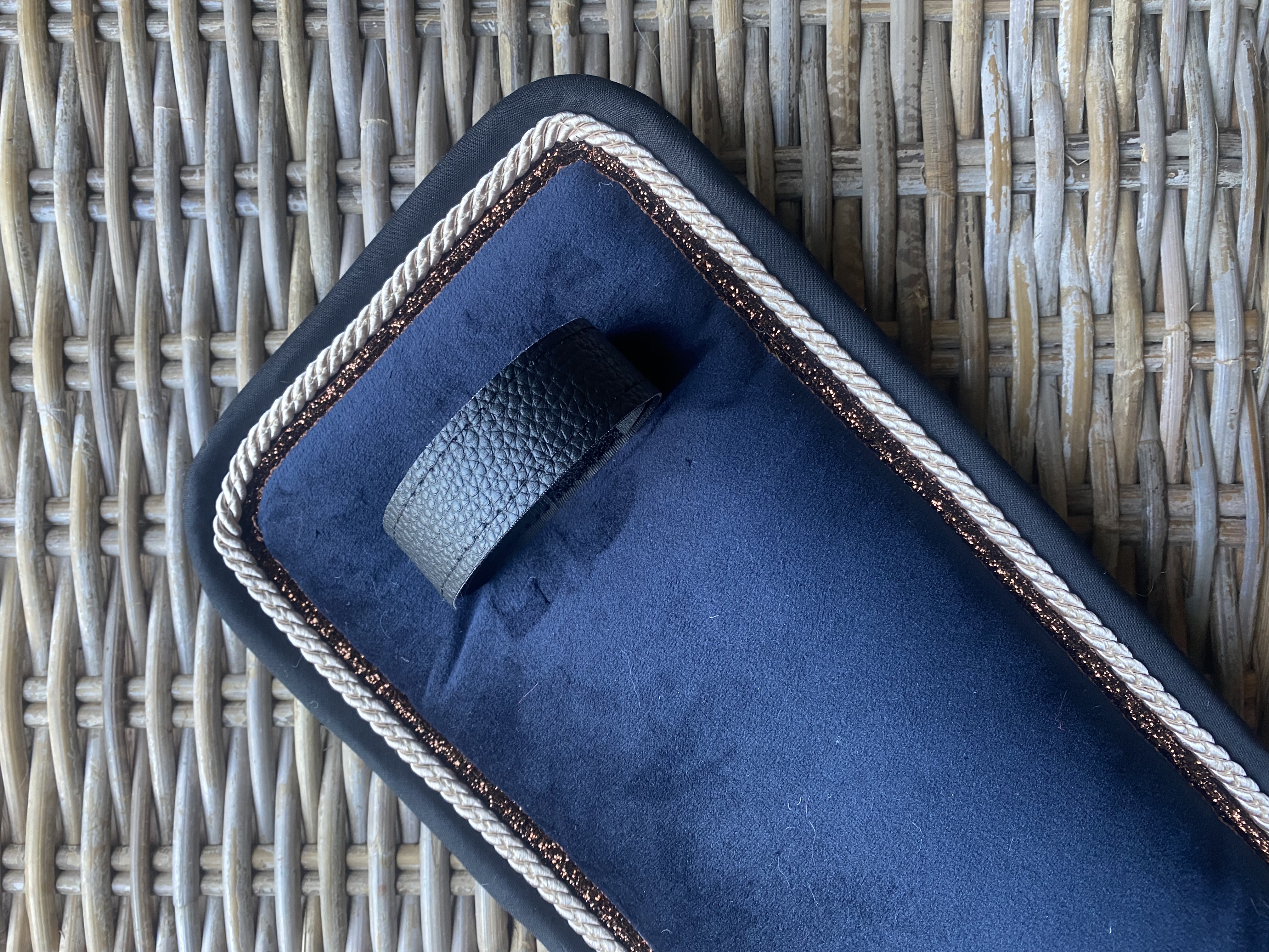 Tuigonderlegger velvet donker blauw