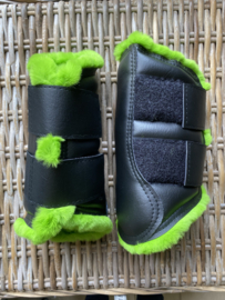 Brushboots budget fur bright green