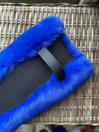 Harnesspad luxury royal blue fur