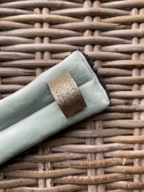 Neusbeen onderlegger velvet old green