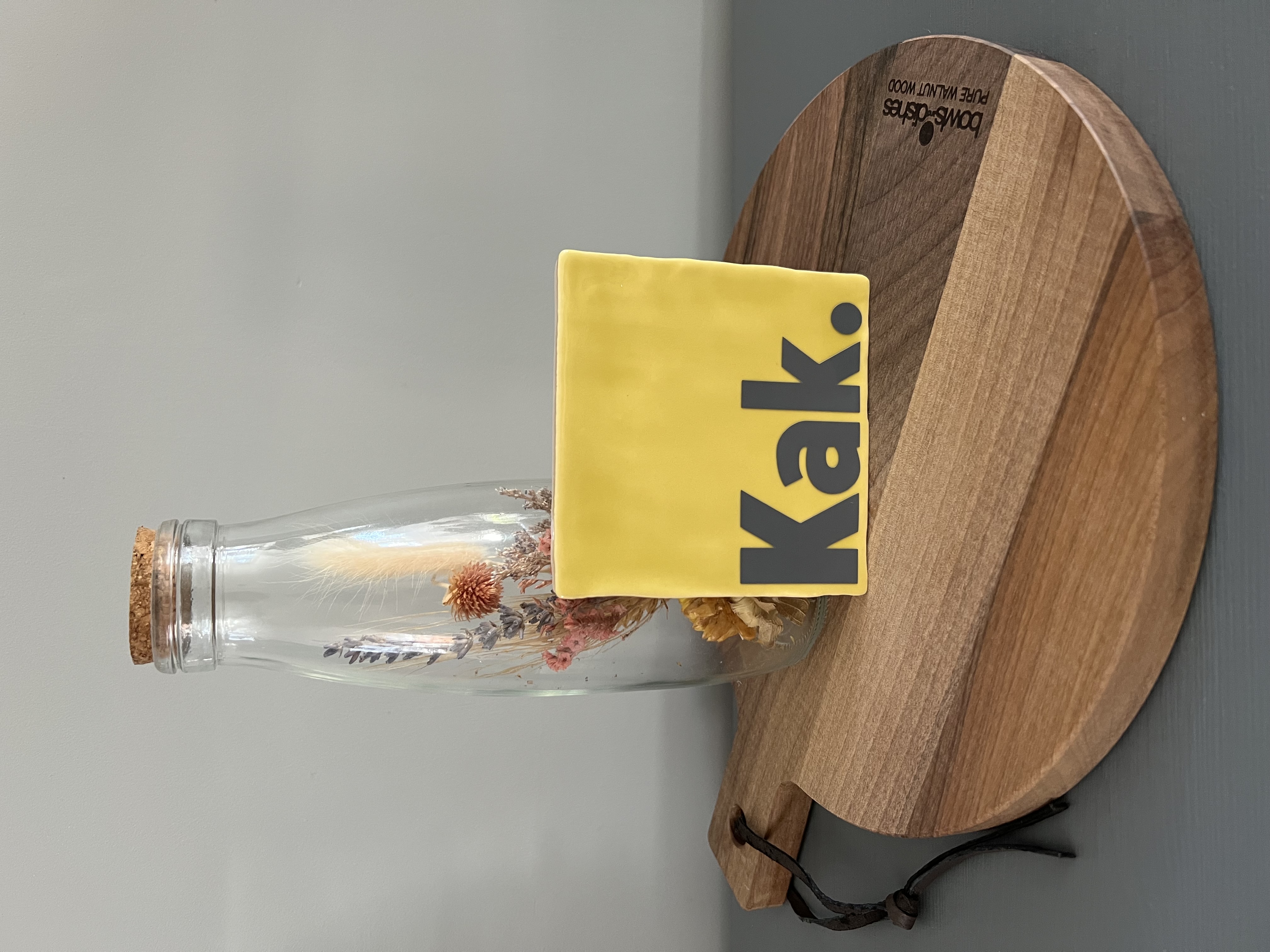 Tegeltje ‘Kak.’
