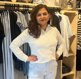 MI PIACE travelstof blouse light blue-offwhite stripe MP60840