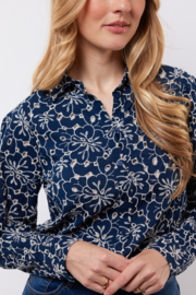 C&S The Label Louisa blouse midnight blue-offwhite 25NZC19