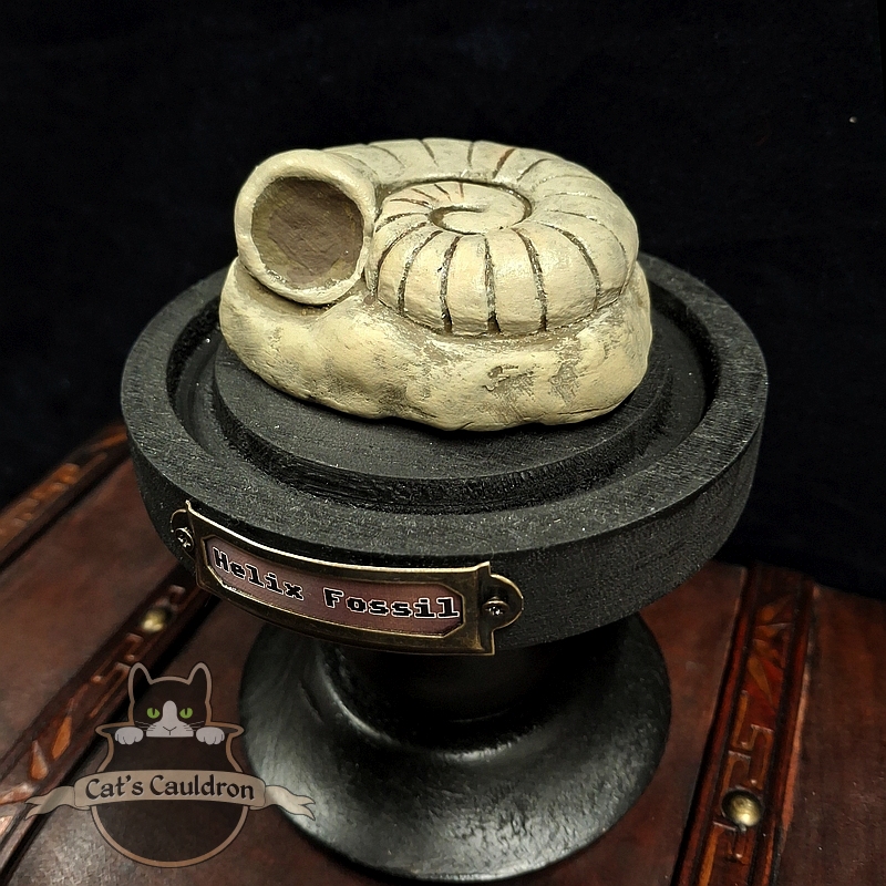 Helix fossil versteend in stolp