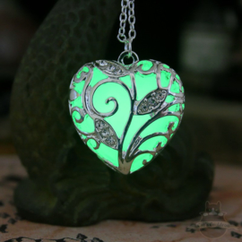 Valentine glow in the dark elfish necklace heart shape