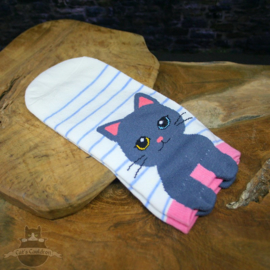 Cream sneaker socks with grey cat size 35-40