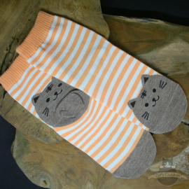 Oranje gestreepte sokken met grijze poes mt.36-41