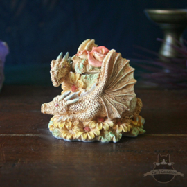 Dragon figure secret trinket box 'rose'